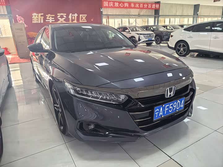 Фото 3 - Honda Accord