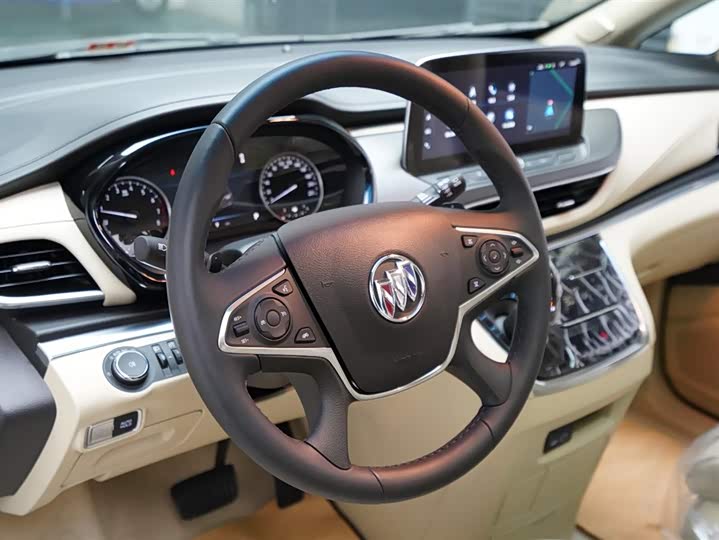 Фото 7 - Buick GL8 ES