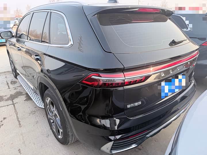 Photo 7 - Geely Monjaro