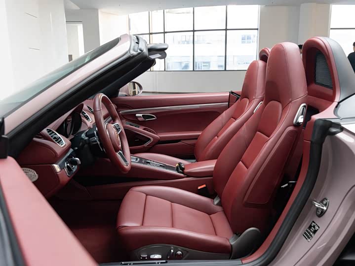 Фото 9 - Porsche 718