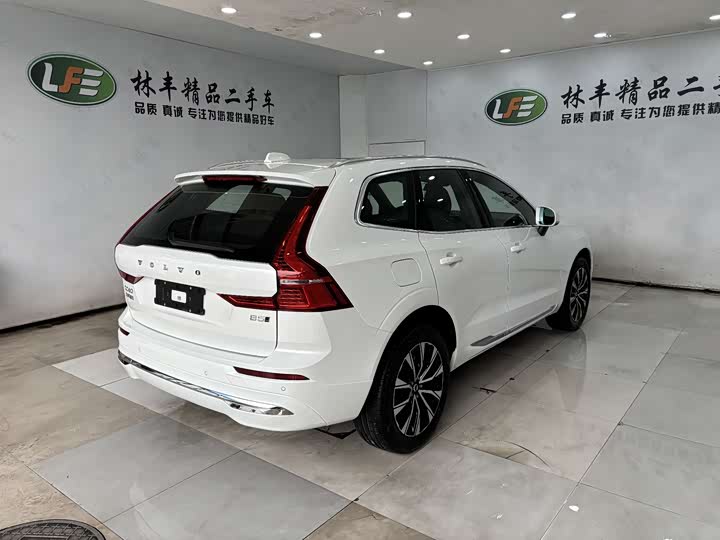 Фото 5 - Volvo XC60