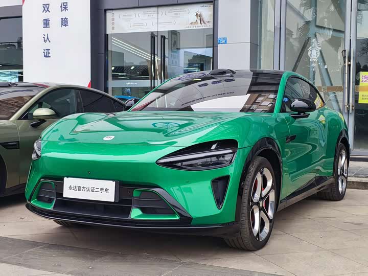 Фото 1 - Xiaomi YU7