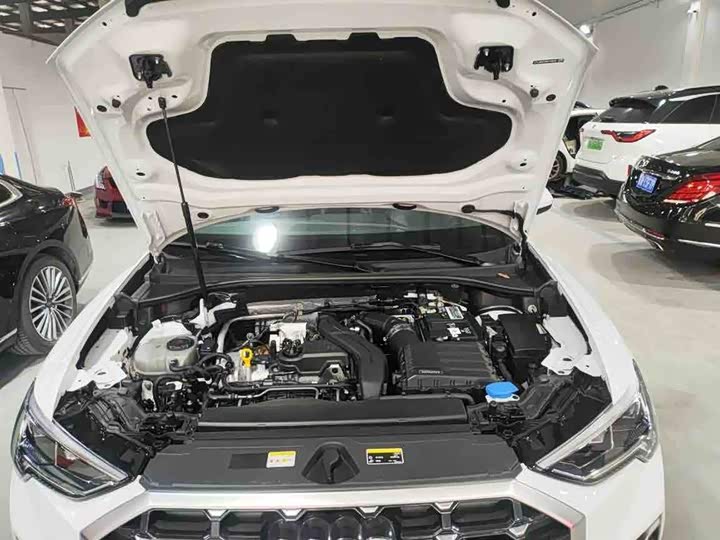 Фото 5 - Audi Q3