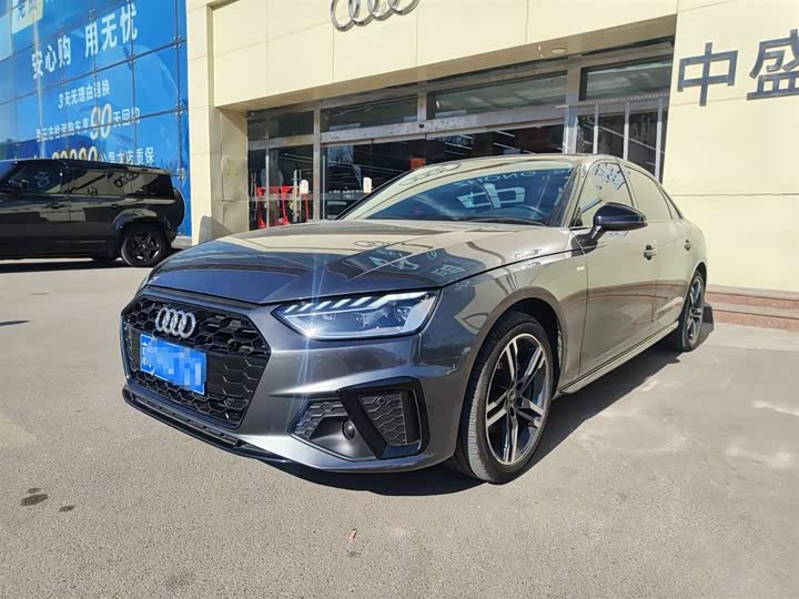 Фото 1 - Audi A4L