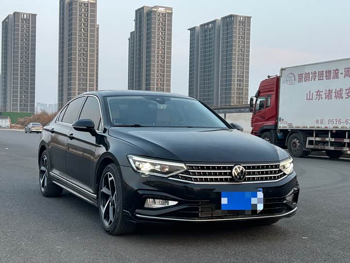 Фото 3 - Volkswagen Magotan