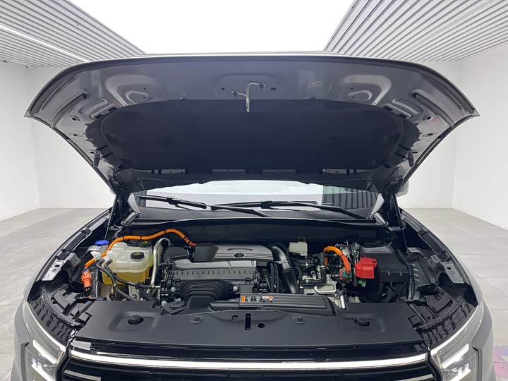 Фото 9 - Ford Edge