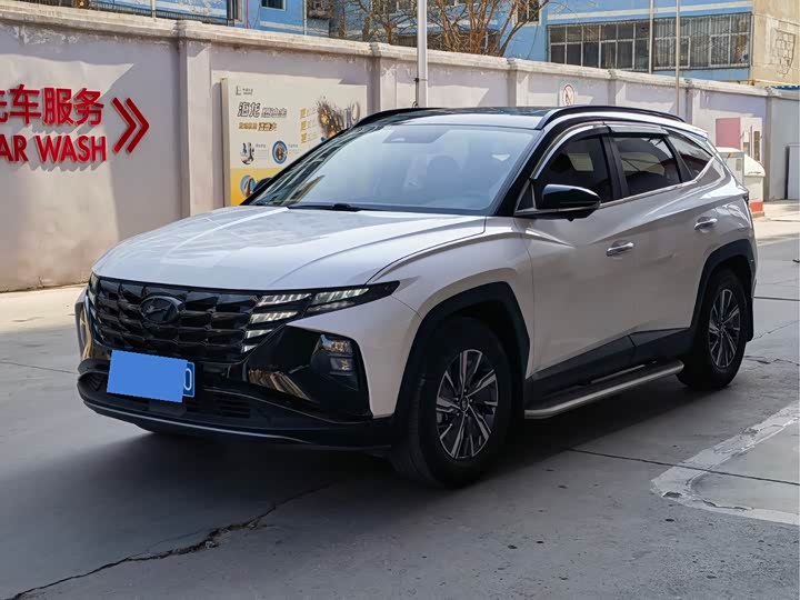 Фото 2 - Hyundai Tucson L