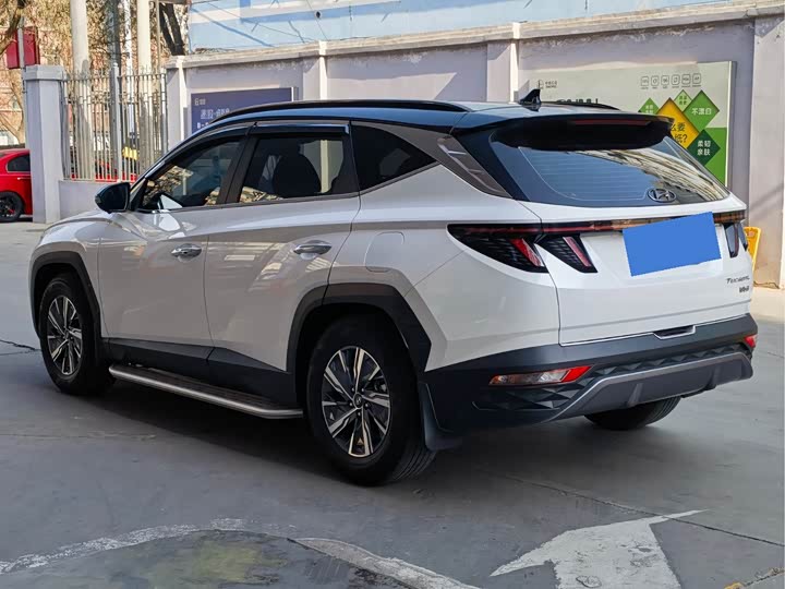 Фото 4 - Hyundai Tucson L