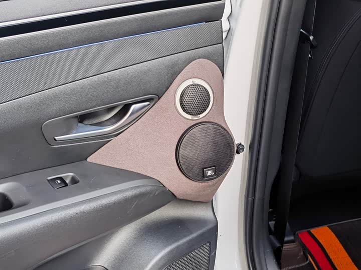 Фото 6 - Hyundai Tucson L