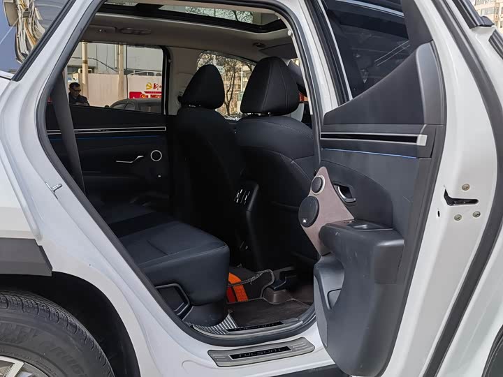 Фото 8 - Hyundai Tucson L