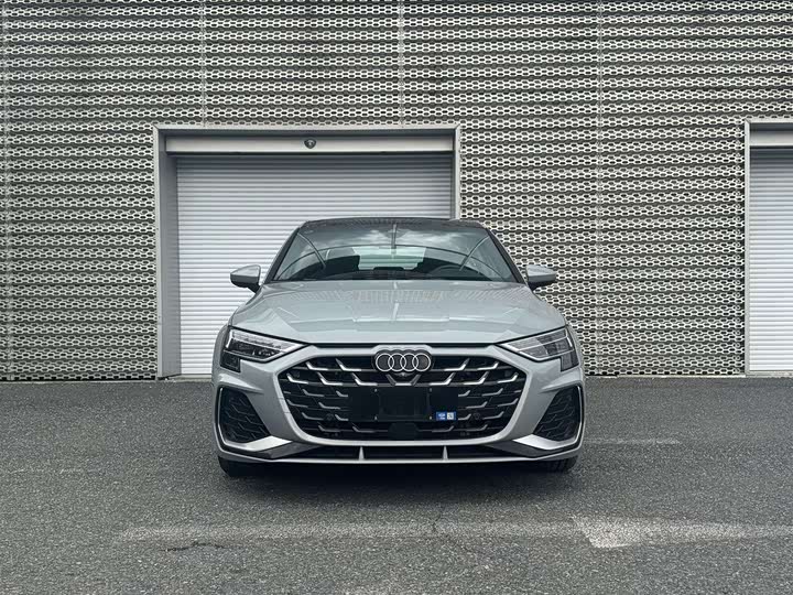 Фото 2 - Audi A3