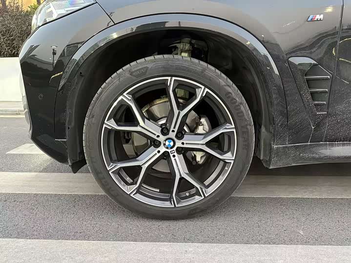Фото 6 - BMW X5