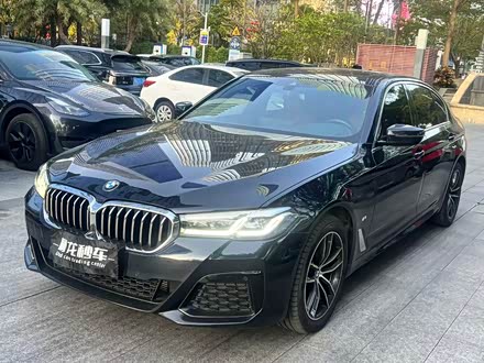 Фото 1 - BMW 5 Series