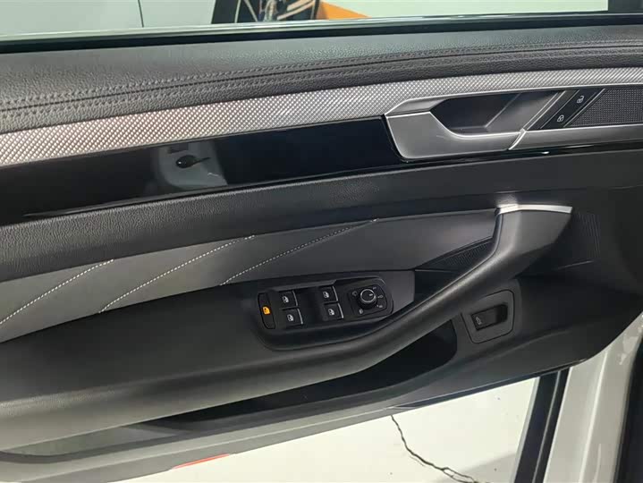 Фото 7 - Volkswagen CC