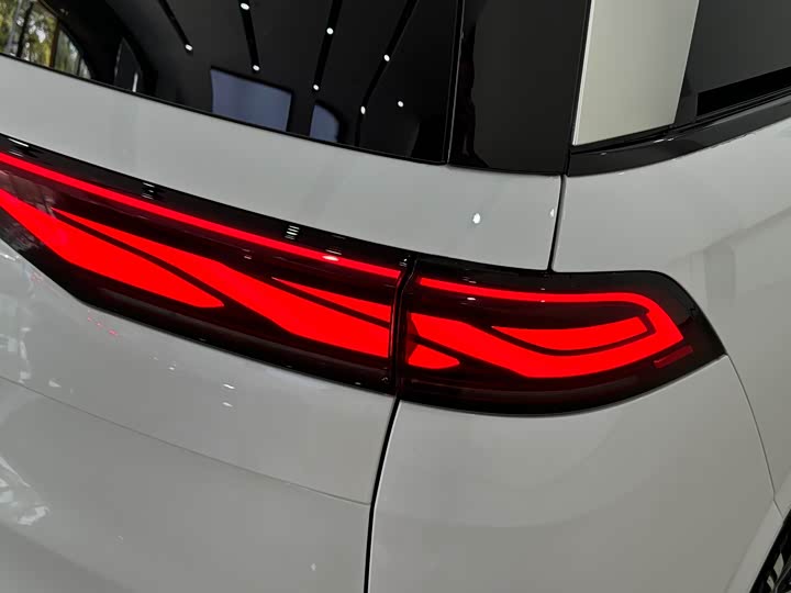 Фото 6 - BYD Xia