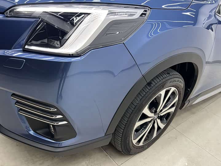 Фото 4 - Subaru Forester