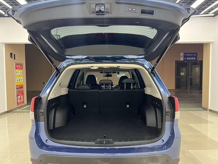 Фото 8 - Subaru Forester