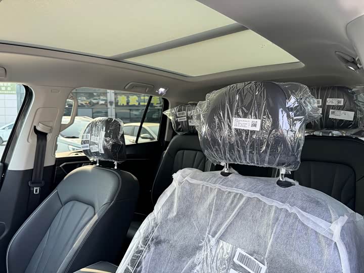 Фото 9 - Volkswagen Talagon