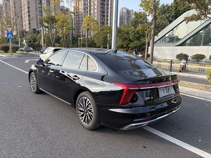 Фото 5 - Hongqi H5