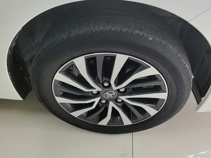 Фото 6 - Toyota Corolla Hybrid