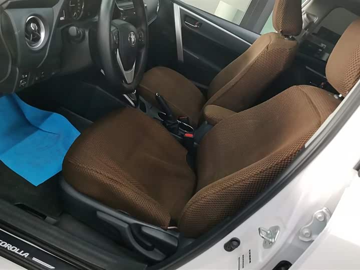 Фото 9 - Toyota Corolla Hybrid