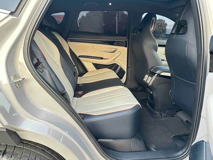 Фото 8 - BYD Song Plus Hybrid/EV