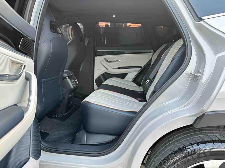 Фото 9 - BYD Song Plus Hybrid/EV