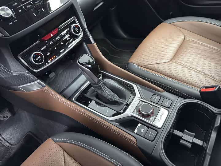 Фото 9 - Subaru Forester