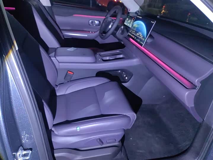 Фото 8 - Leapmotor C10