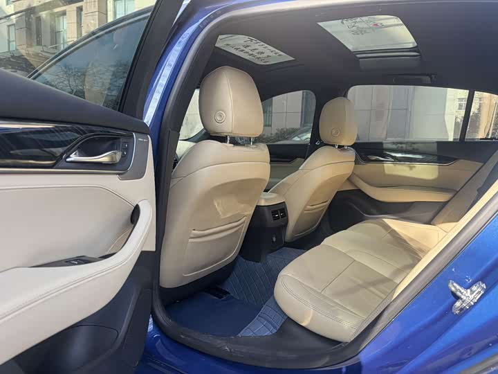 Фото 6 - Cadillac CT5