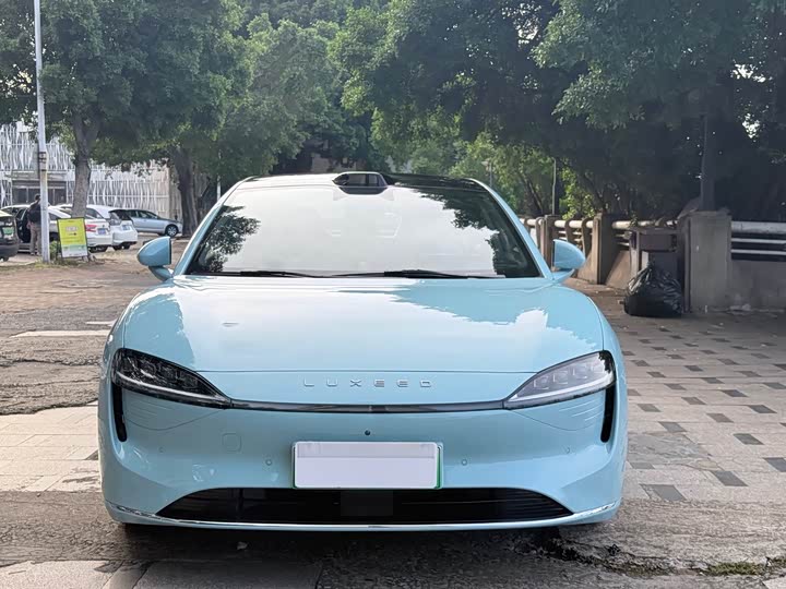 Фото 2 - Luxeed S7