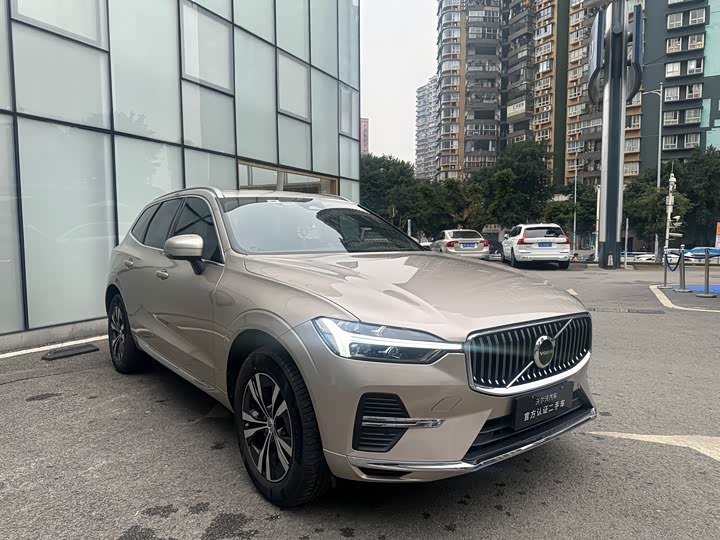 Фото 3 - Volvo XC60