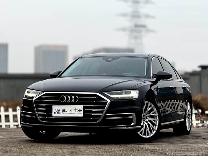 Photo 2 - Audi A8