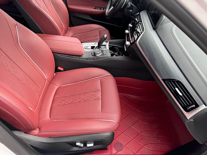 Фото 8 - BMW 5 Series