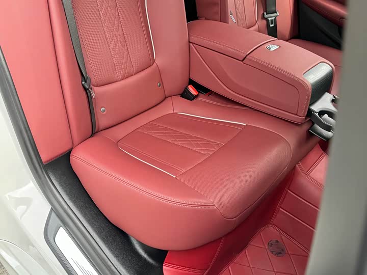 Фото 9 - BMW 5 Series