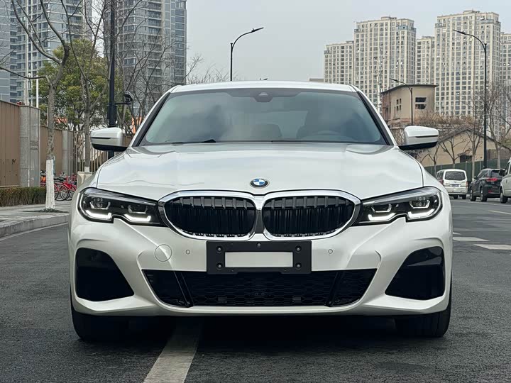 Фото 2 - BMW 3 Series