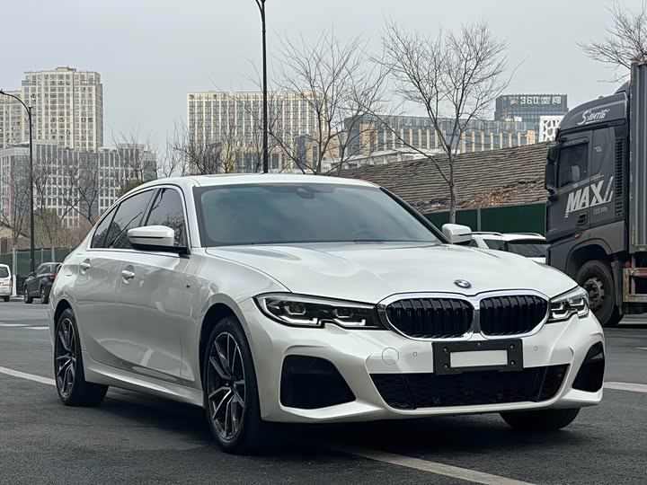 Фото 3 - BMW 3 Series