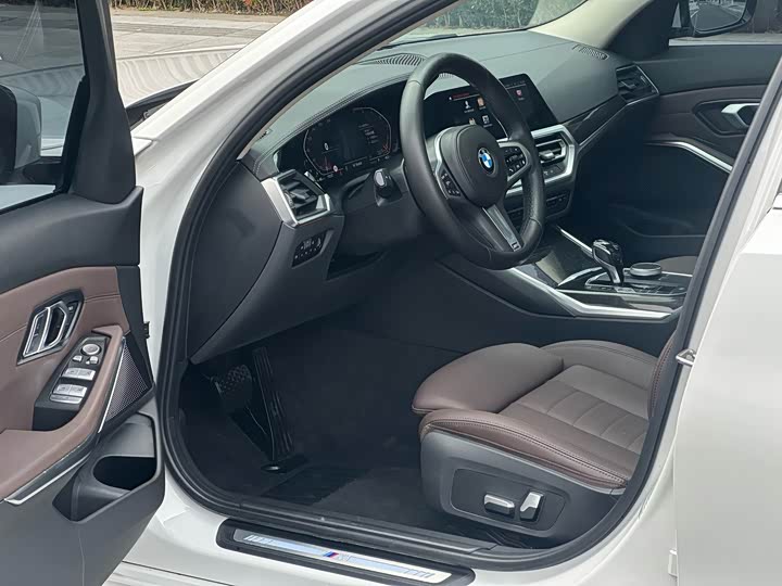 Фото 7 - BMW 3 Series