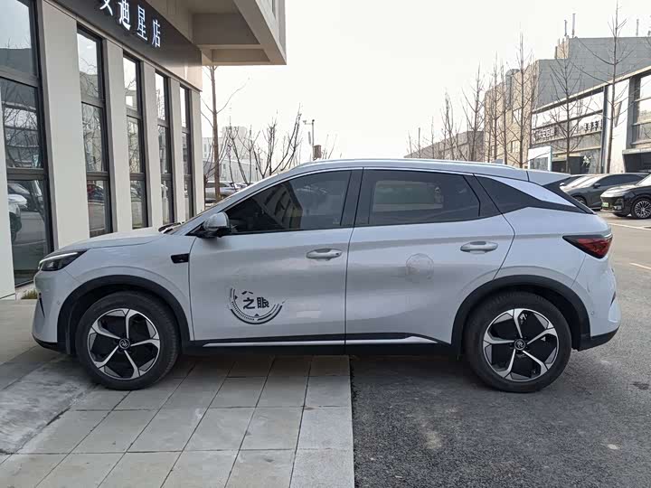 Фото 3 - BYD Yuan Plus