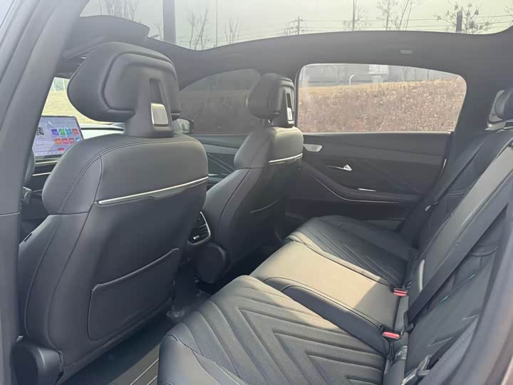 Фото 5 - Changan Deepal SL03