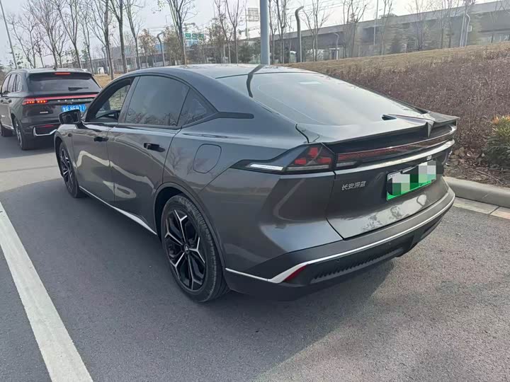 Фото 7 - Changan Deepal SL03