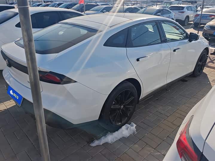 Фото 3 - Changan UNI-V