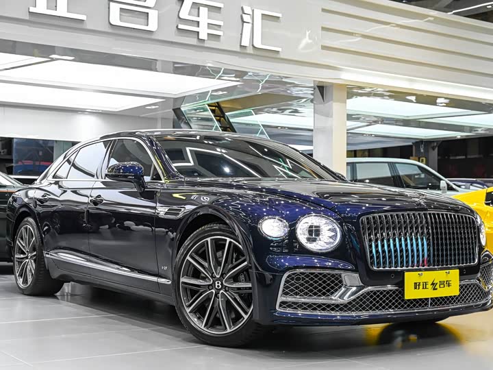 Фото 3 - Bentley Flying Spur