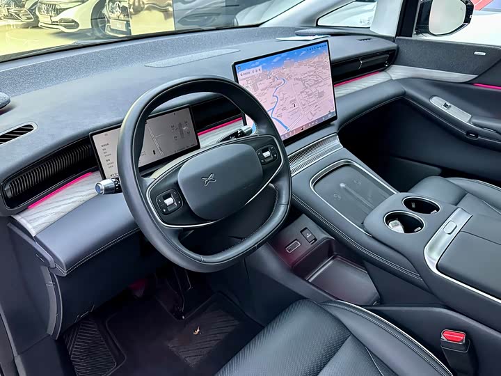 Фото 8 - XPeng X9