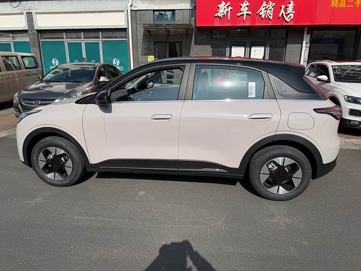 Фото 5 - Geely Galaxy Geome