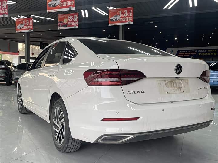 Фото 4 - Volkswagen Lavida