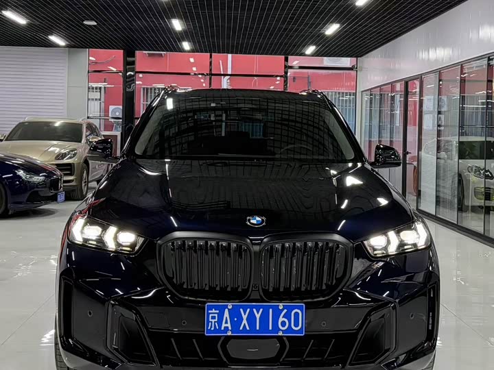 Фото 2 - BMW X5