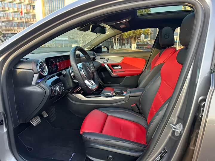 Фото 5 - Mercedes-Benz A-Class AMG