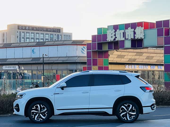 Фото 3 - Volkswagen Tayron GTE Hybrid