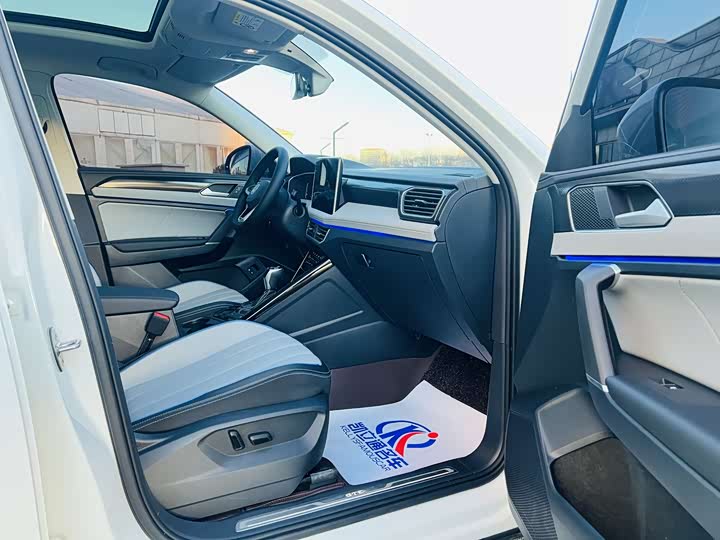 Фото 8 - Volkswagen Tayron GTE Hybrid